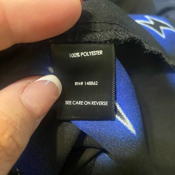 Torrid Sleeveless Blouse Sheer Black Blue Lightening Bolts Button Down tank - Picture 5 of 6